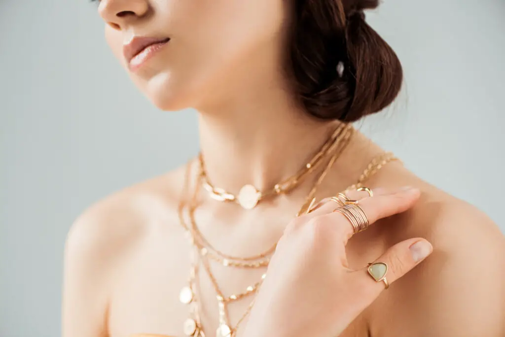 Migliori collane in oro Migliori collane da donna di tendenza '2024': un tocco di eleganza e stile